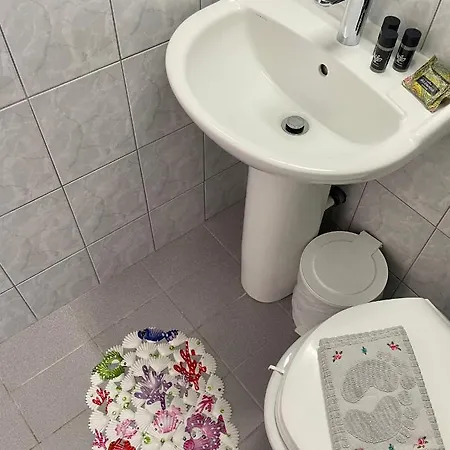 Nisel Seaside Paralía