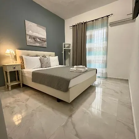 Nisel Seaside شقة