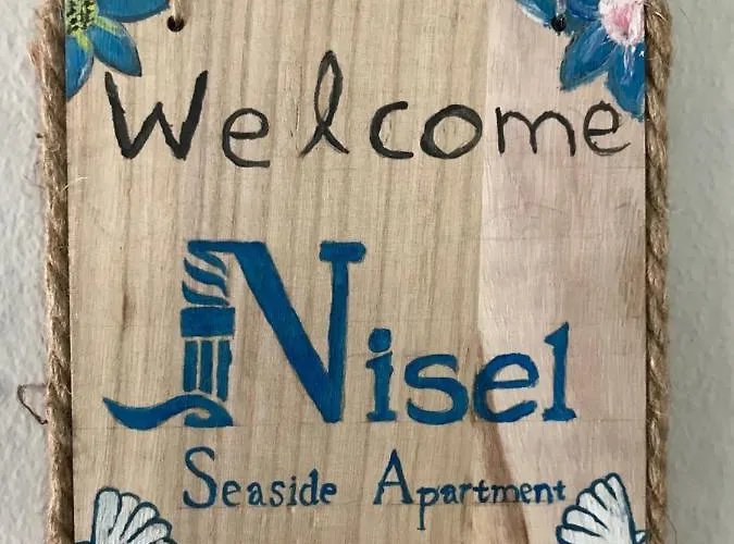 Nisel Seaside 아파트 Paralía
